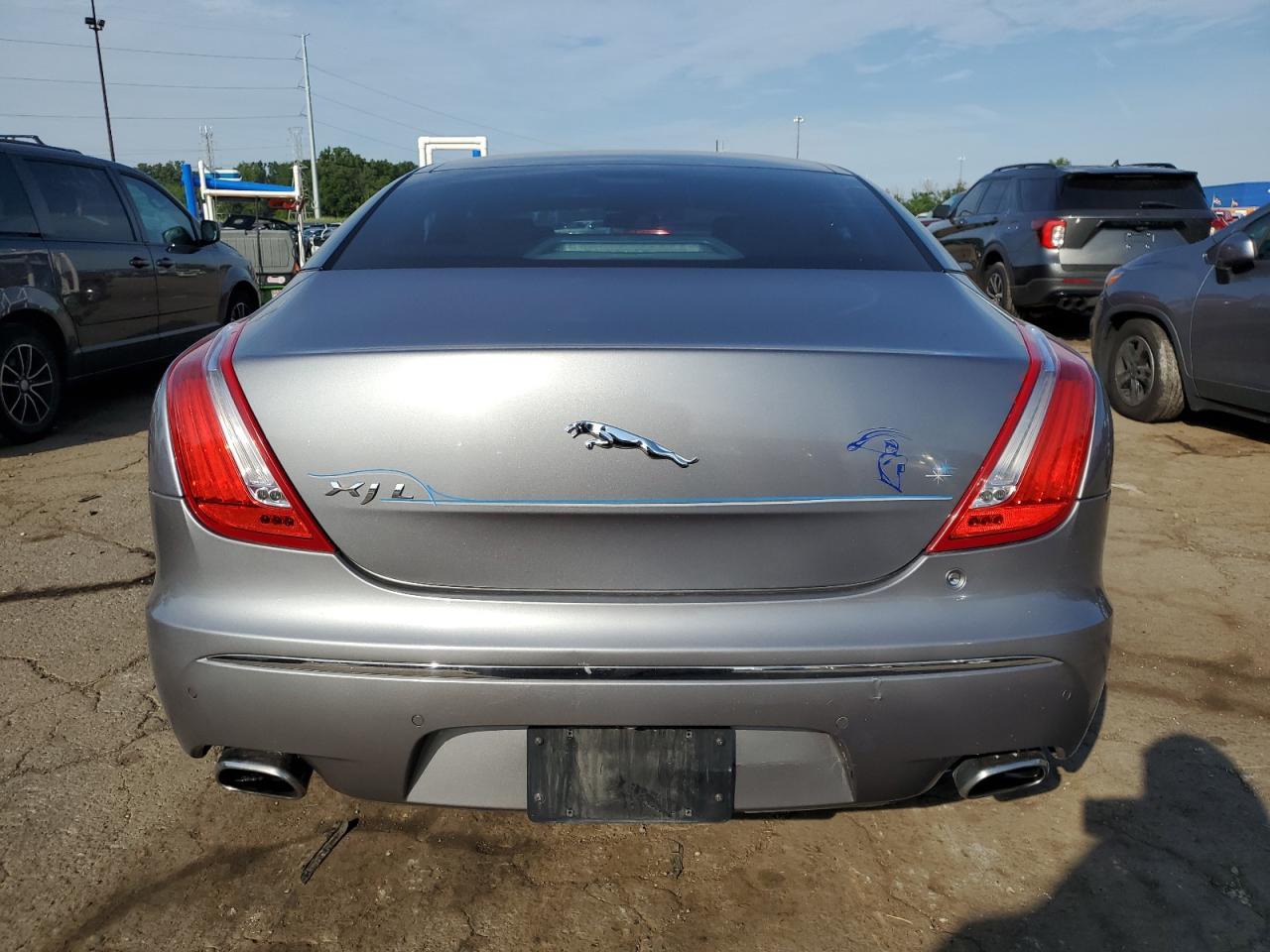 2011 Jaguar Xjl VIN: SAJWA2GB5BLV16934 Lot: 61632594