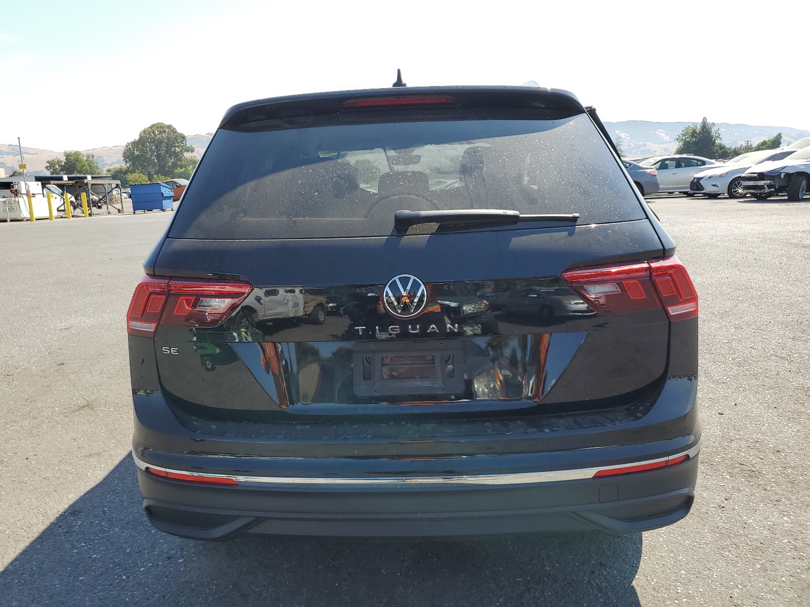 3VV3B7AX6PM072101 2023 Volkswagen Tiguan Se