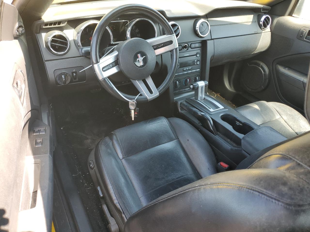 2006 Ford Mustang VIN: 1ZVFT84N465217680 Lot: 65697624