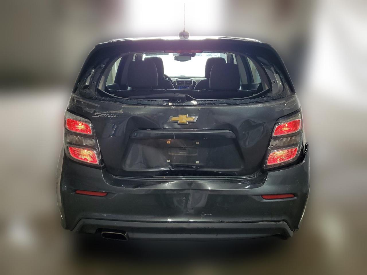 2020 Chevrolet Sonic VIN: 1G1JG6SB1L4127153 Lot: 61718584