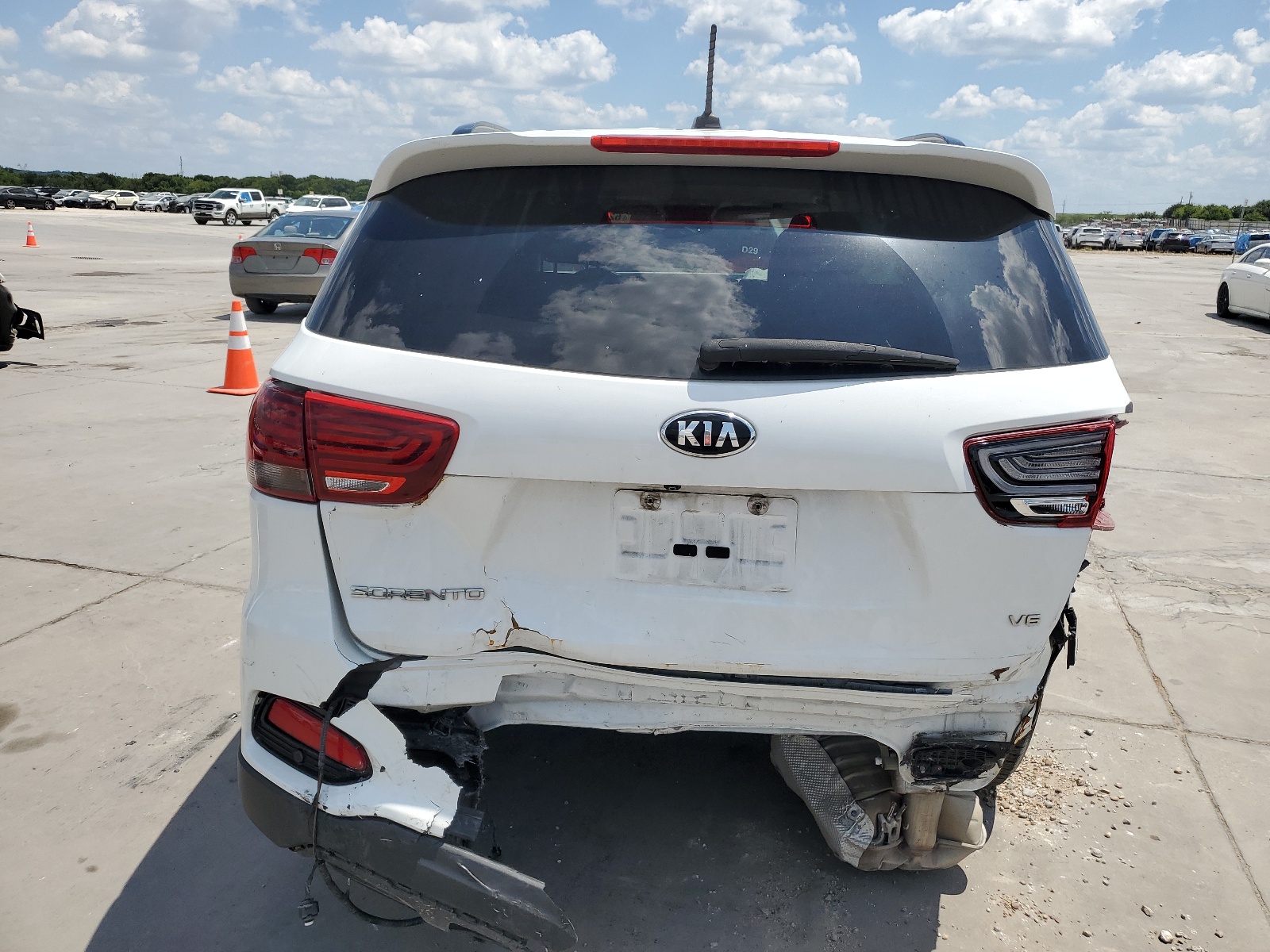 2020 Kia Sorento S vin: 5XYPG4A59LG679227