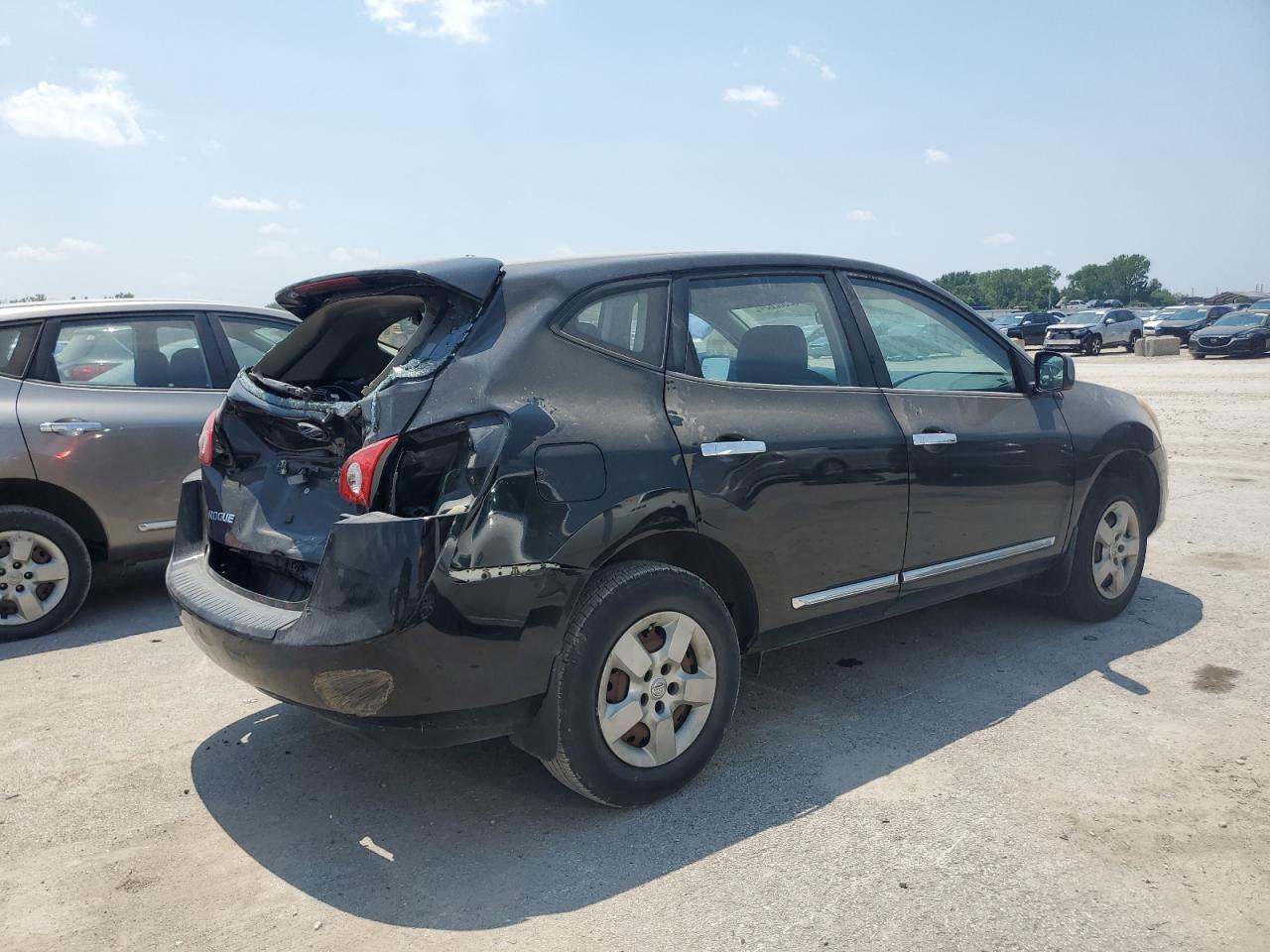 2012 Nissan Rogue - Image 3