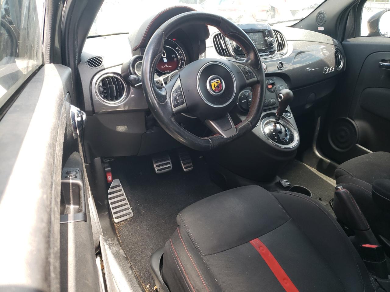 2018 Fiat 500 Abarth VIN: 3C3CFFFH8JT359214 Lot: 61527374