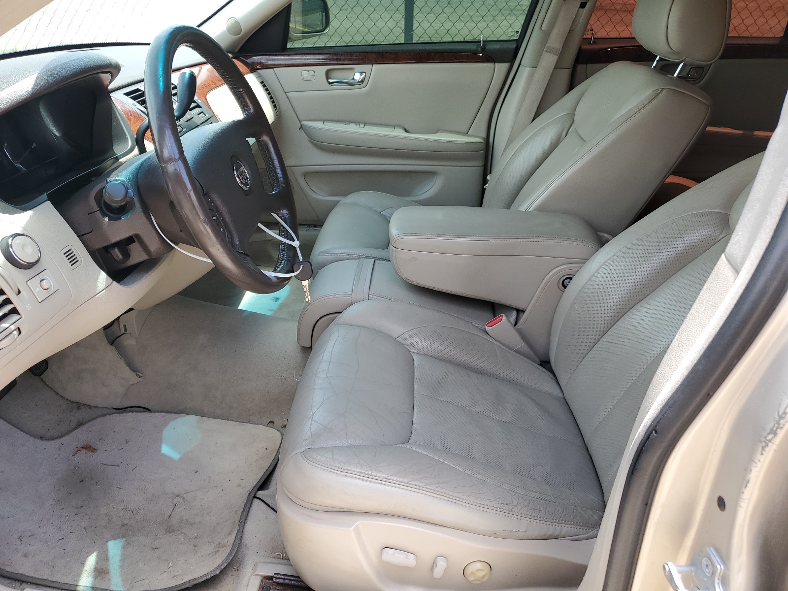 1G6KD57Y27U188855 2007 Cadillac Dts