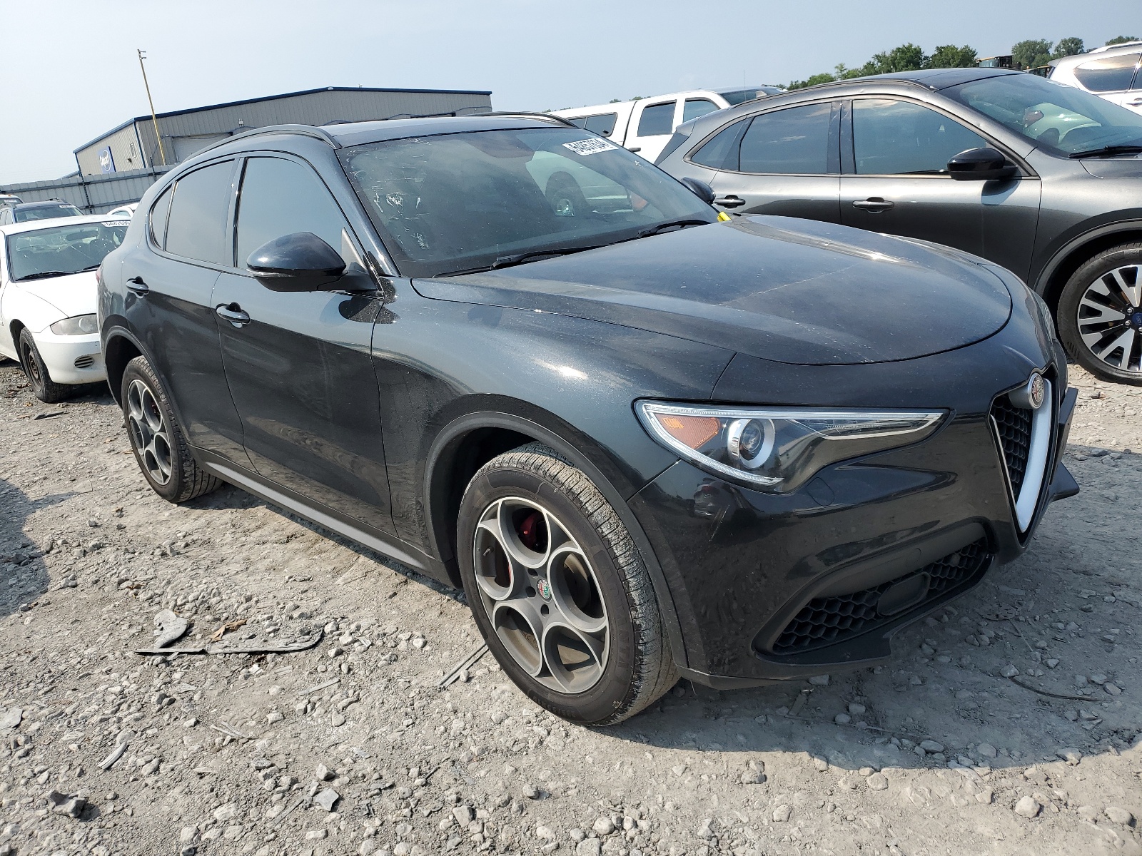 2018 Alfa Romeo Stelvio Ti Sport vin: ZASFAKNN3J7B85832