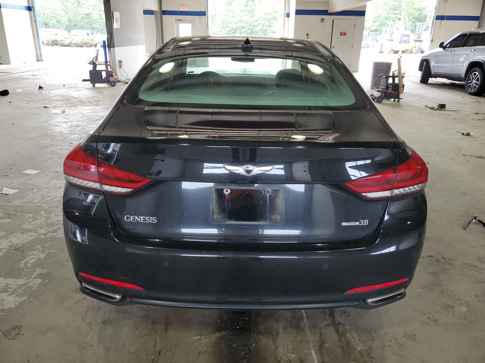 KMHGN4JE9FU047753 2015 Hyundai Genesis 3.8L