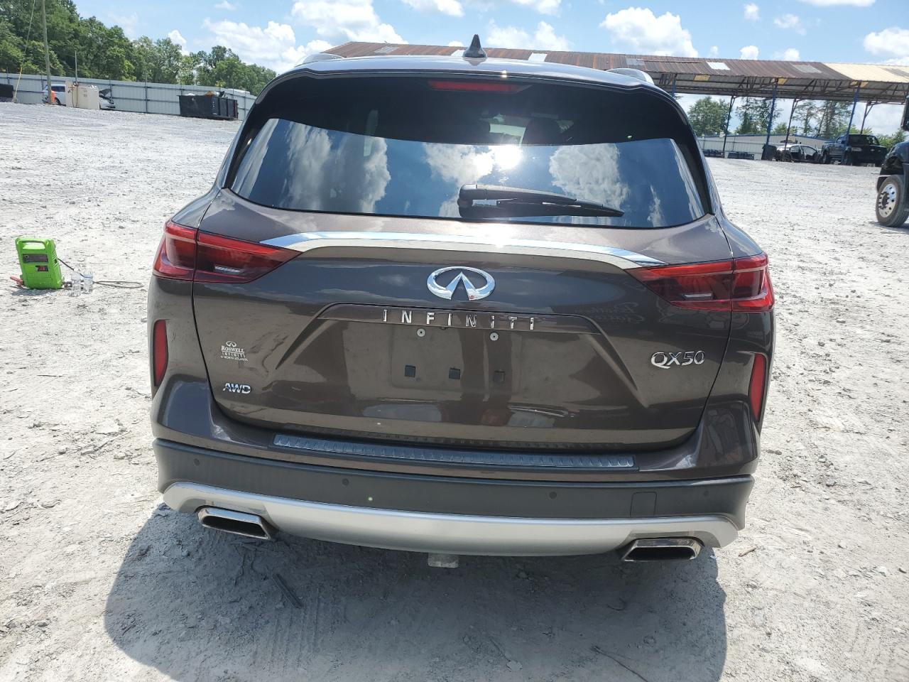 3PCAJ5M32KF128392 2019 Infiniti Qx50 Essential