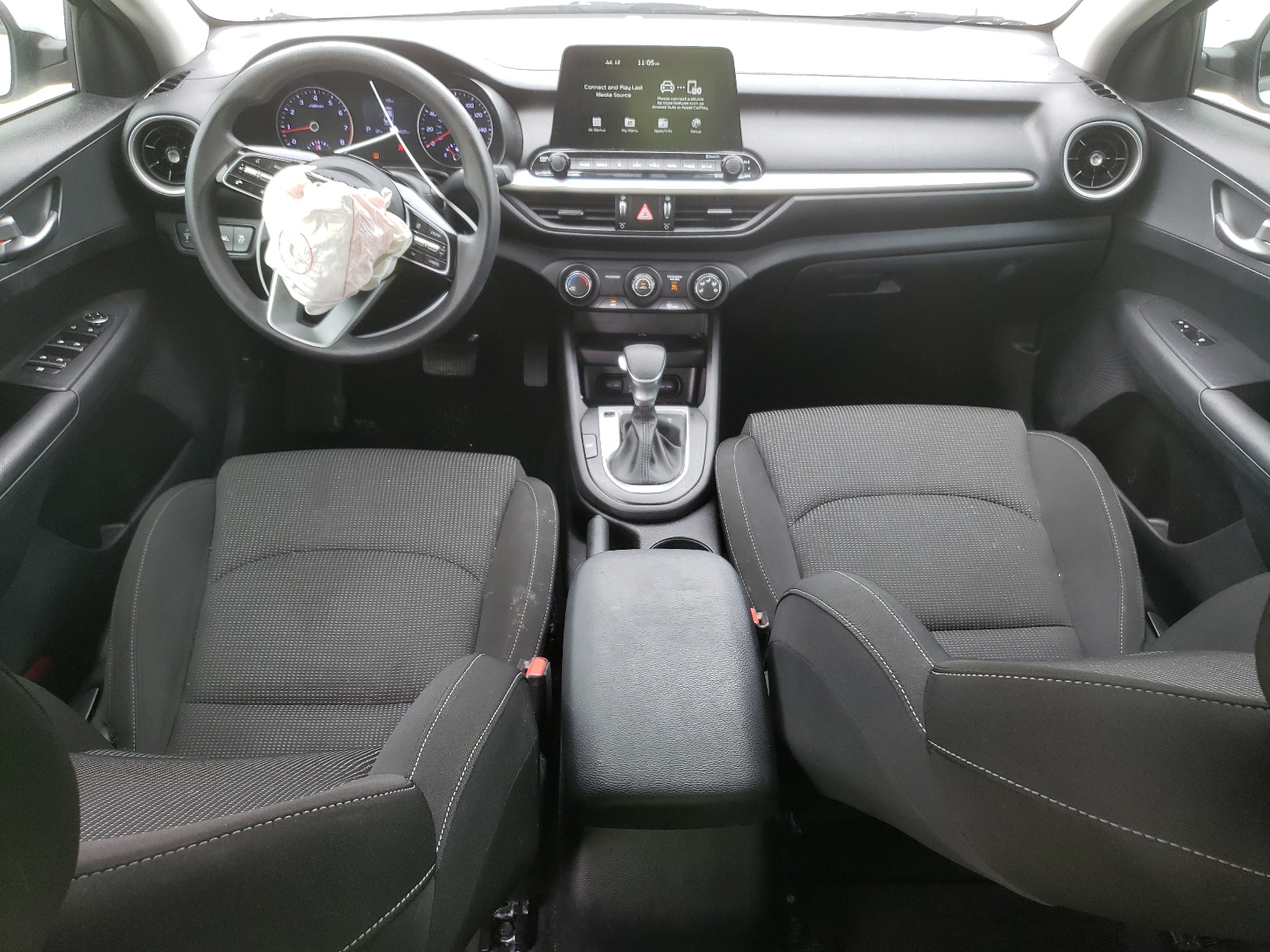 3KPF24AD3ME358381 2021 Kia Forte Fe