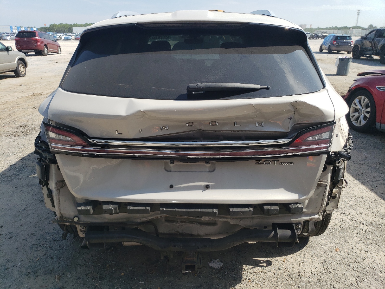 2LMPJ8K99LBL01780 2020 Lincoln Nautilus Reserve