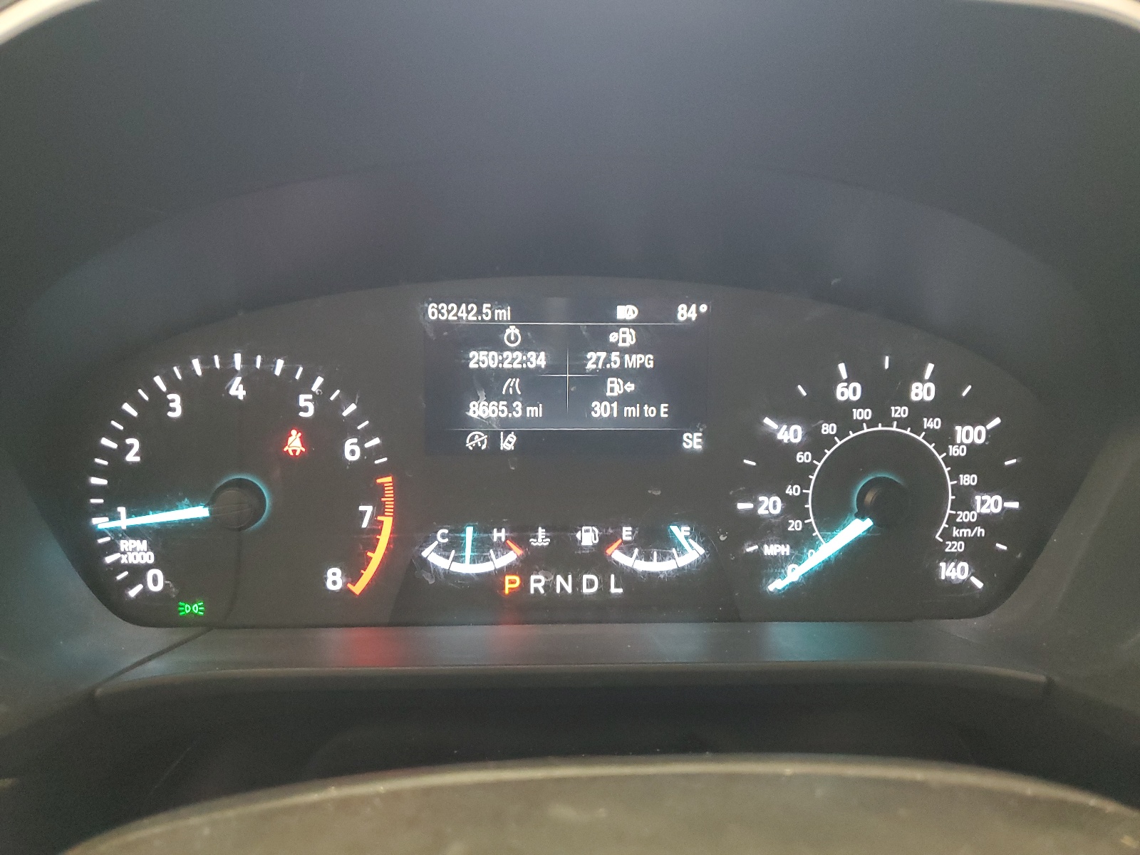 1FMCU0G61NUB00163 2022 Ford Escape Se