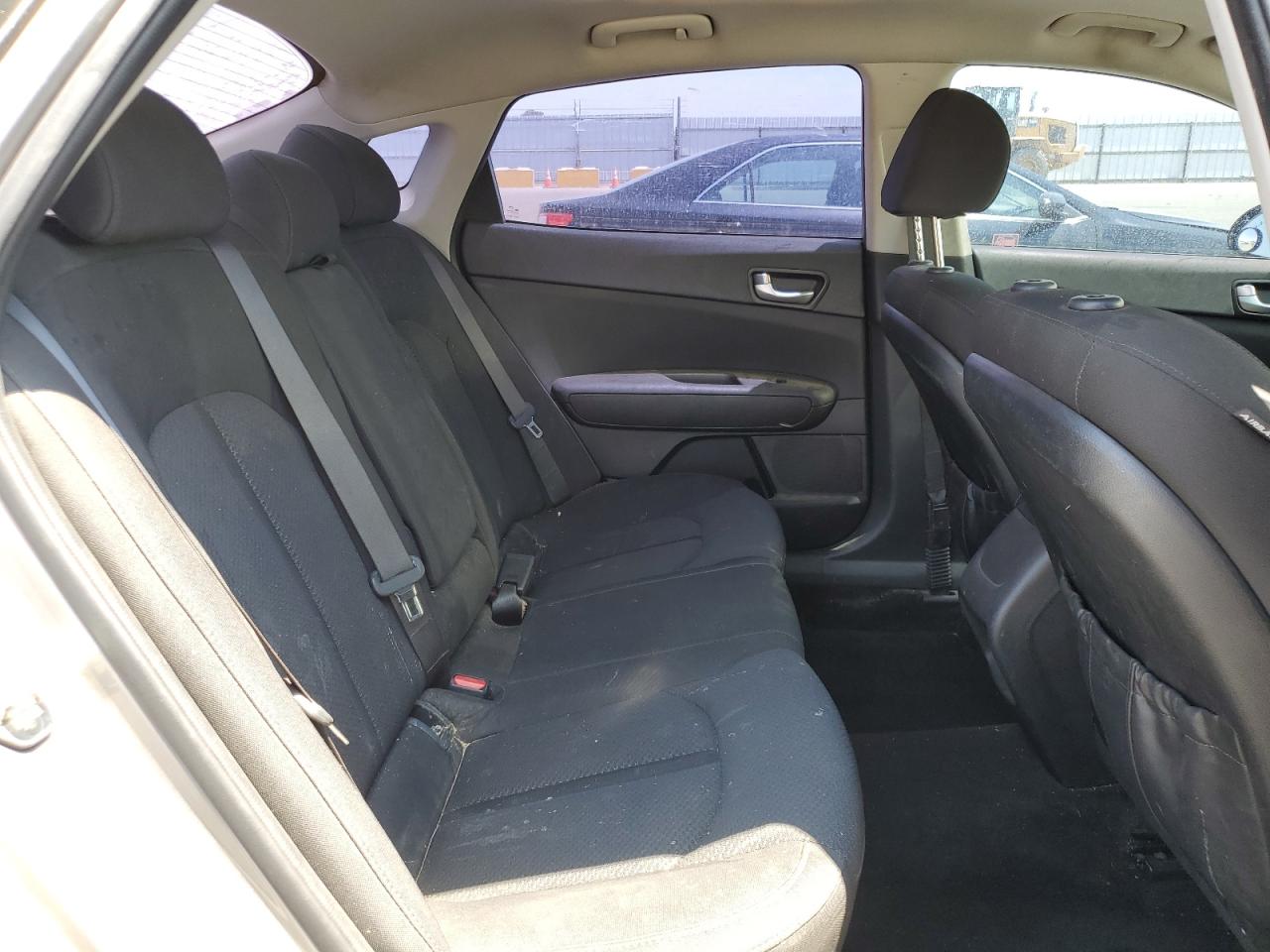 2018 Kia Optima Lx VIN: 5XXGT4L33JG217917 Lot: 63896394