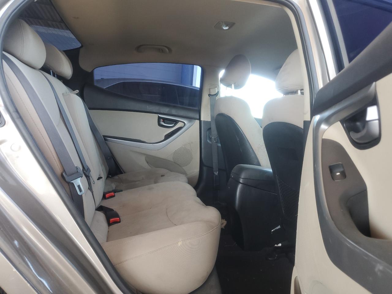 2015 Hyundai Elantra Se VIN: 5NPDH4AEXFH553388 Lot: 61549264