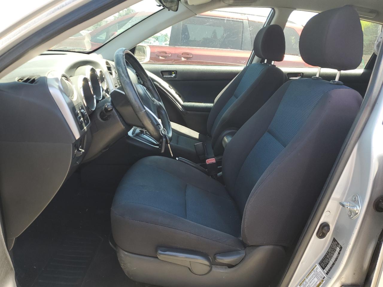 2005 Toyota Corolla Matrix Xr VIN: 2T1KR32E95C551503 Lot: 61570254