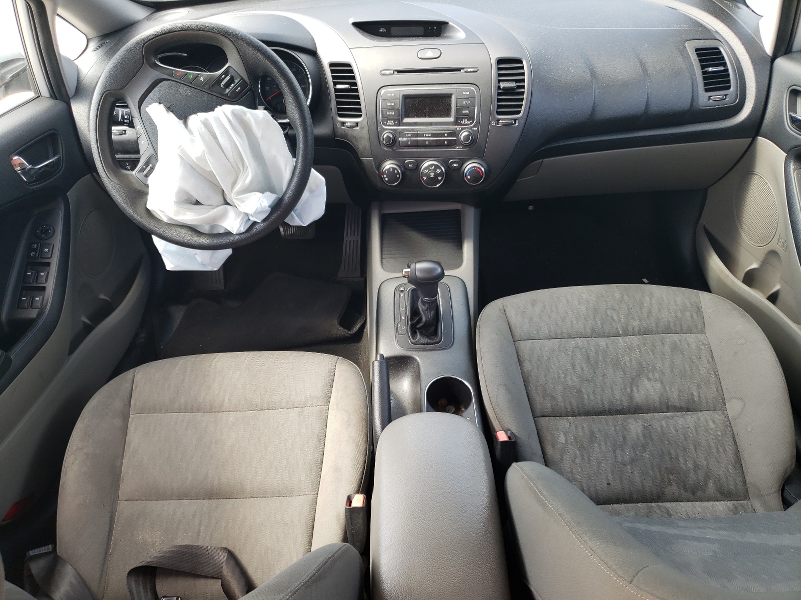 KNAFK4A65G5610095 2016 Kia Forte Lx