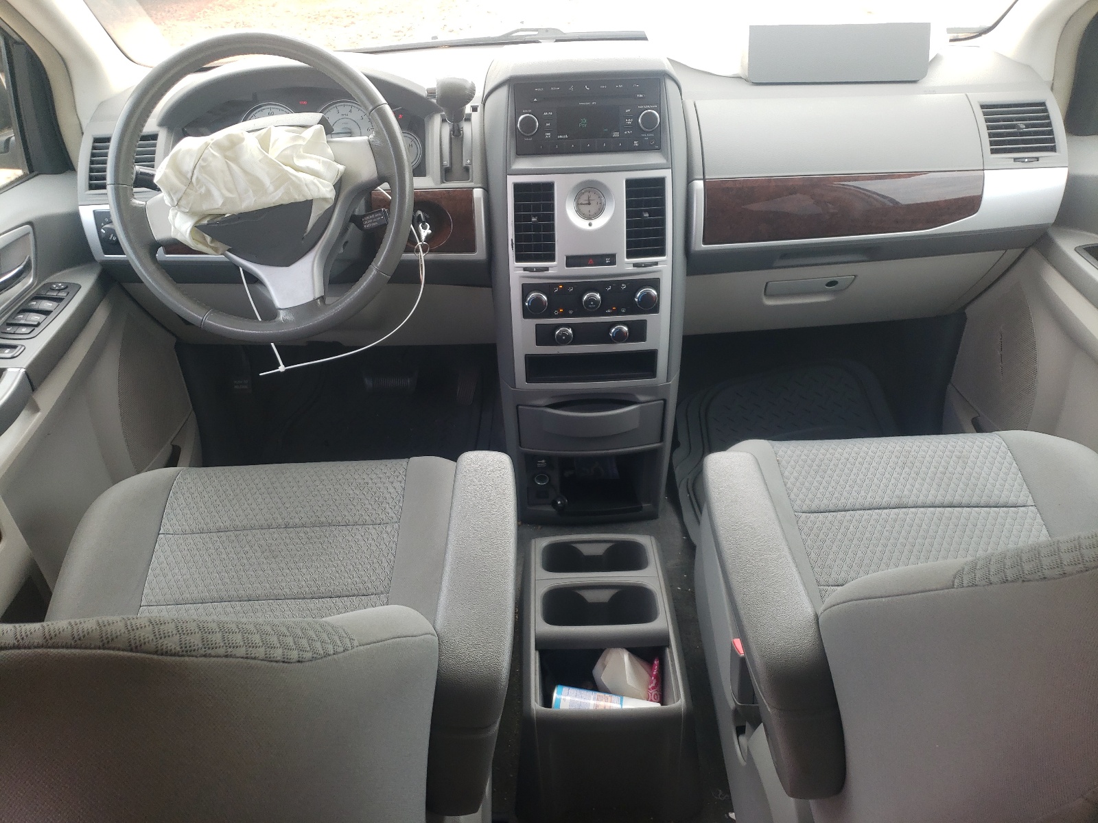 2A4RR5D18AR235261 2010 Chrysler Town & Country Touring