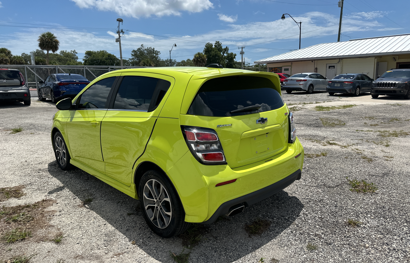 2019 Chevrolet Sonic Lt vin: 1G1JD6SB7K4127293