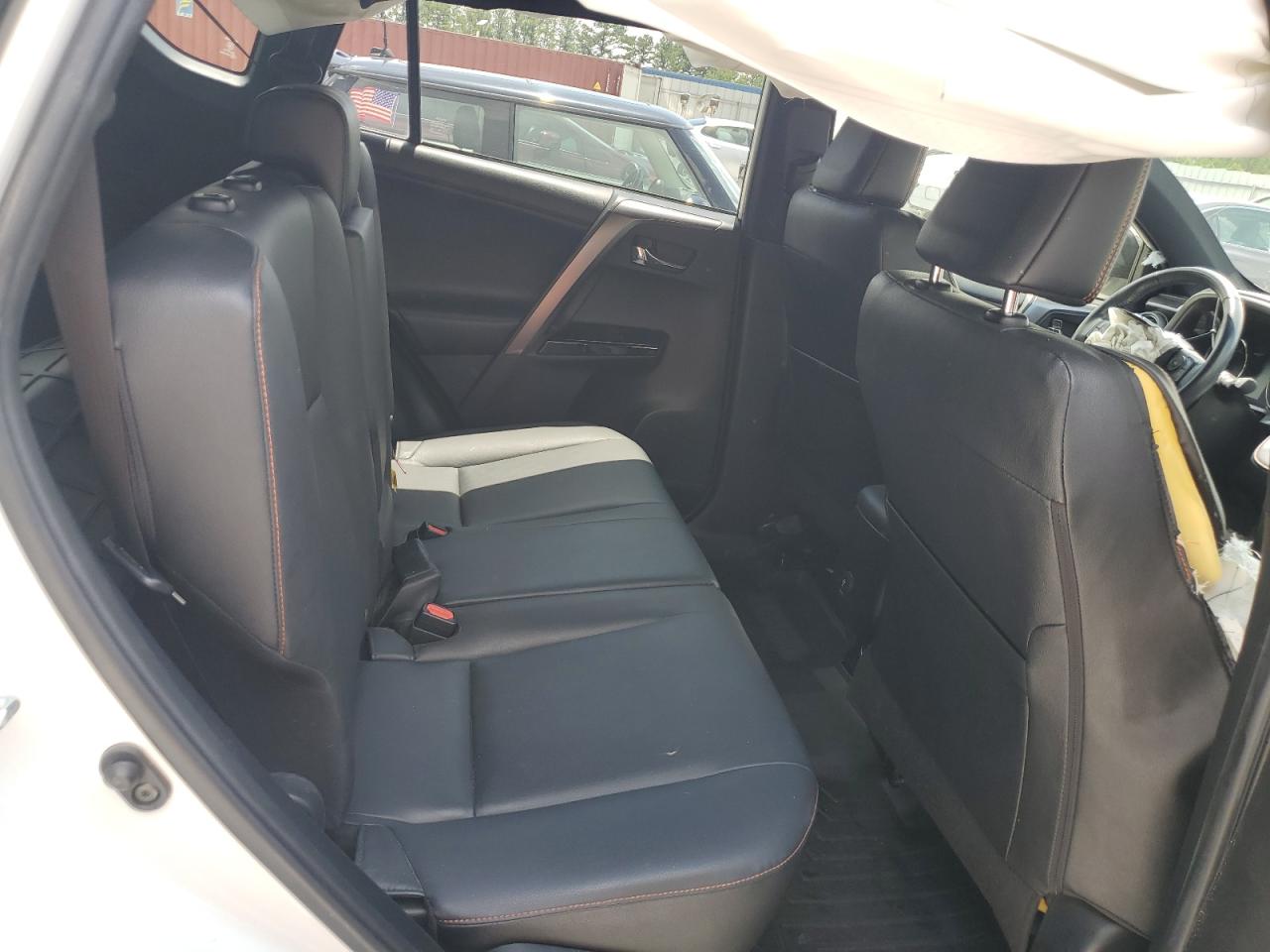 2018 Toyota Rav4 Se VIN: JTMNFREV9JJ153498 Lot: 65159814