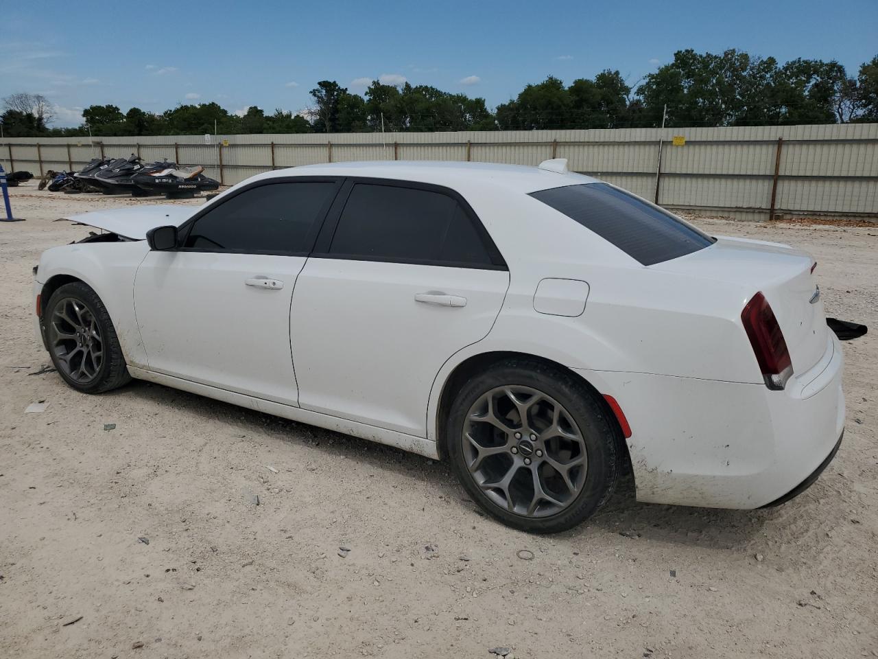 2018 Chrysler 300 - Image 2