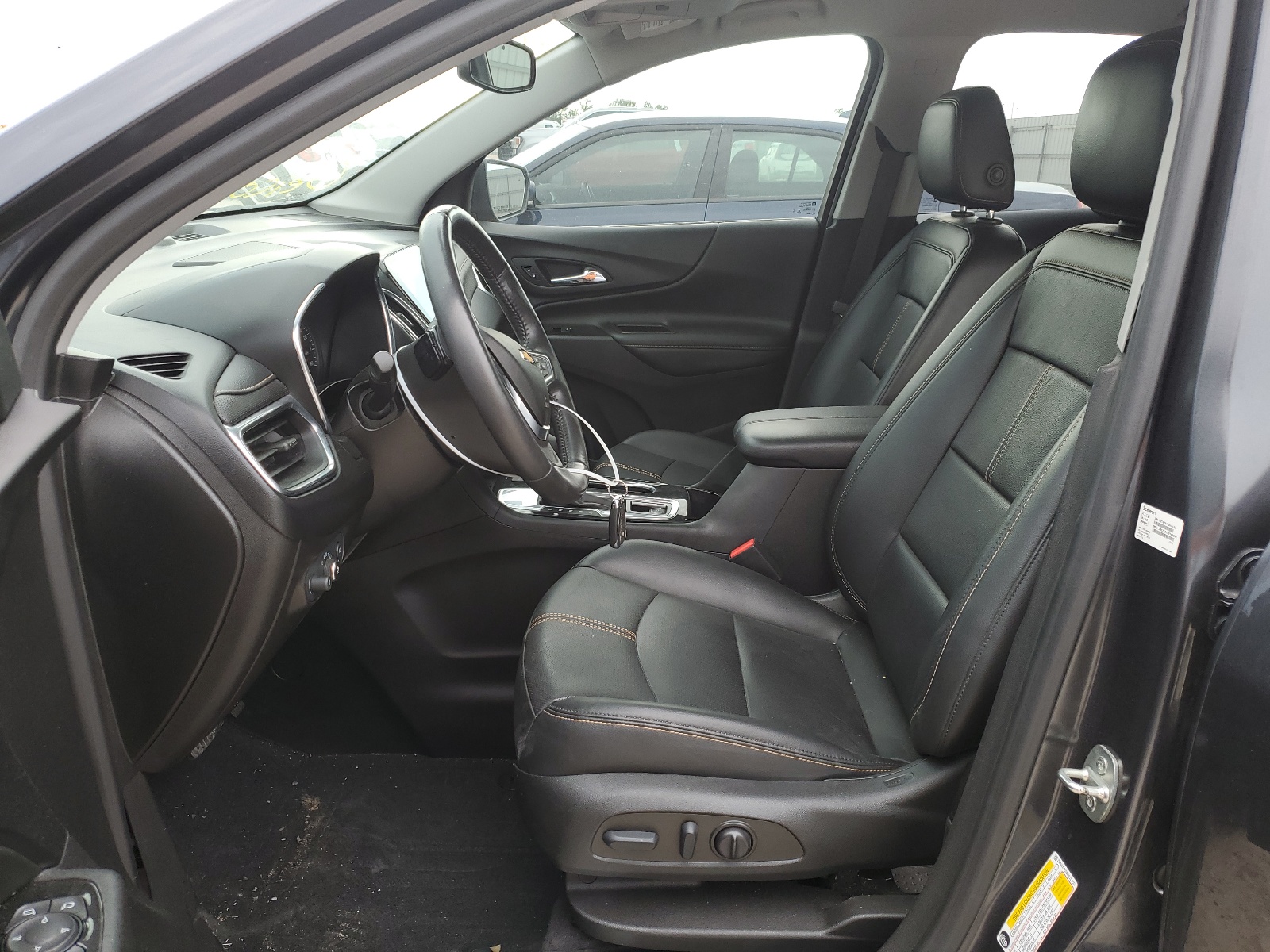 2GNAXNEV3N6111231 2022 Chevrolet Equinox Premier