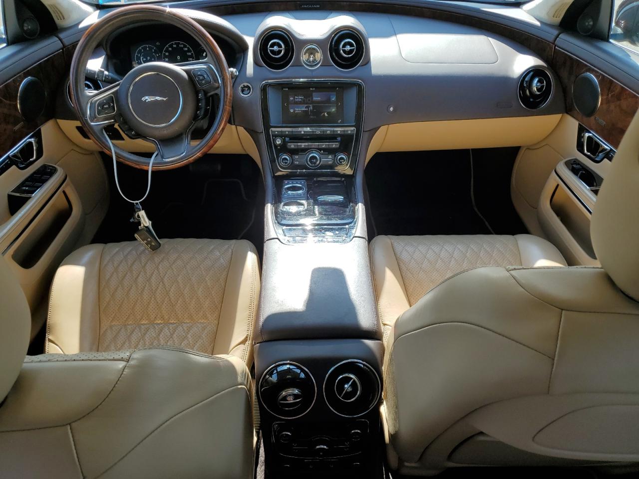 2017 Jaguar Xjl Portfolio VIN: SAJWJ2GD7H8W04784 Lot: 63698824