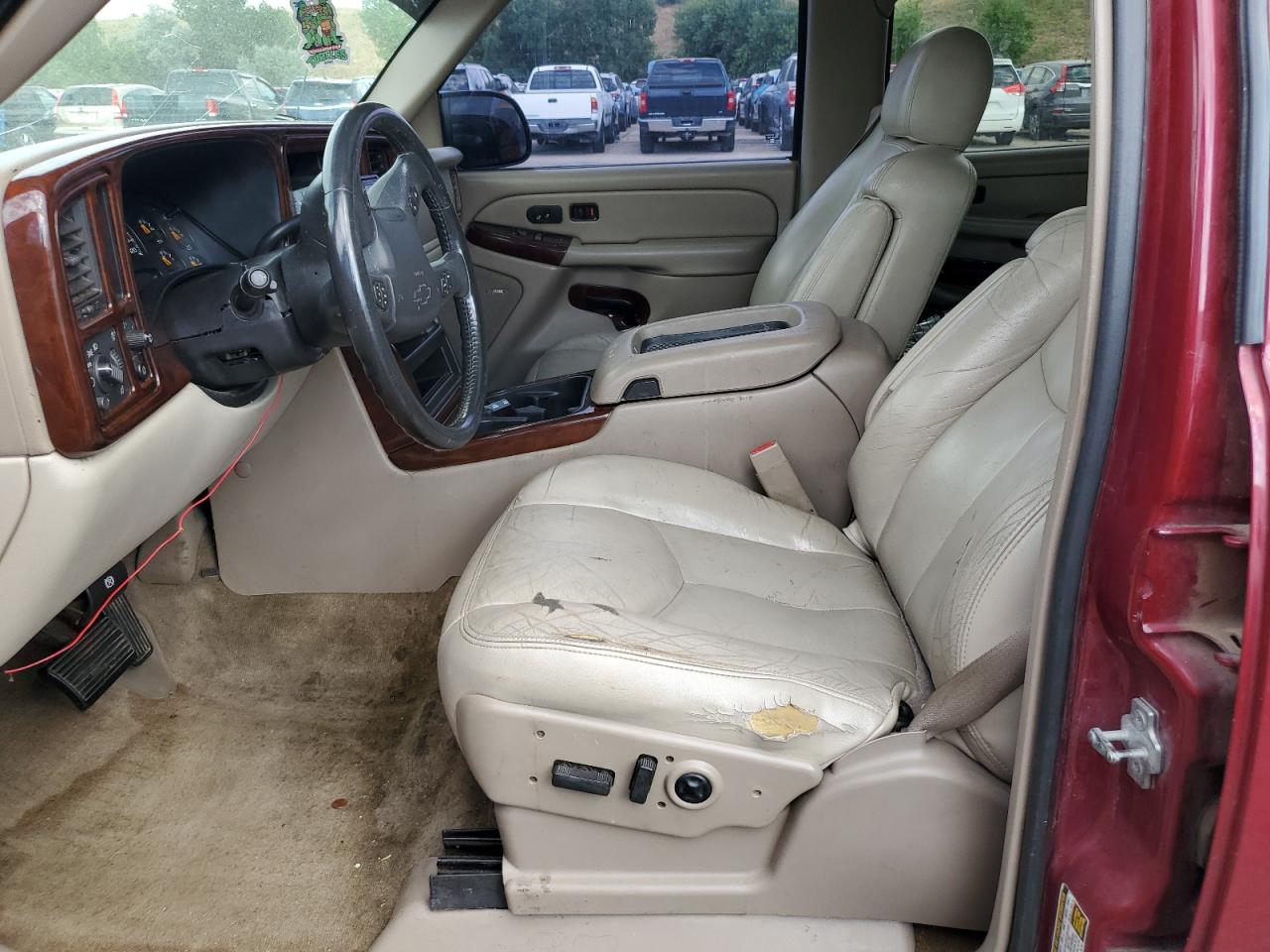 2005 Chevrolet Tahoe - Image 7