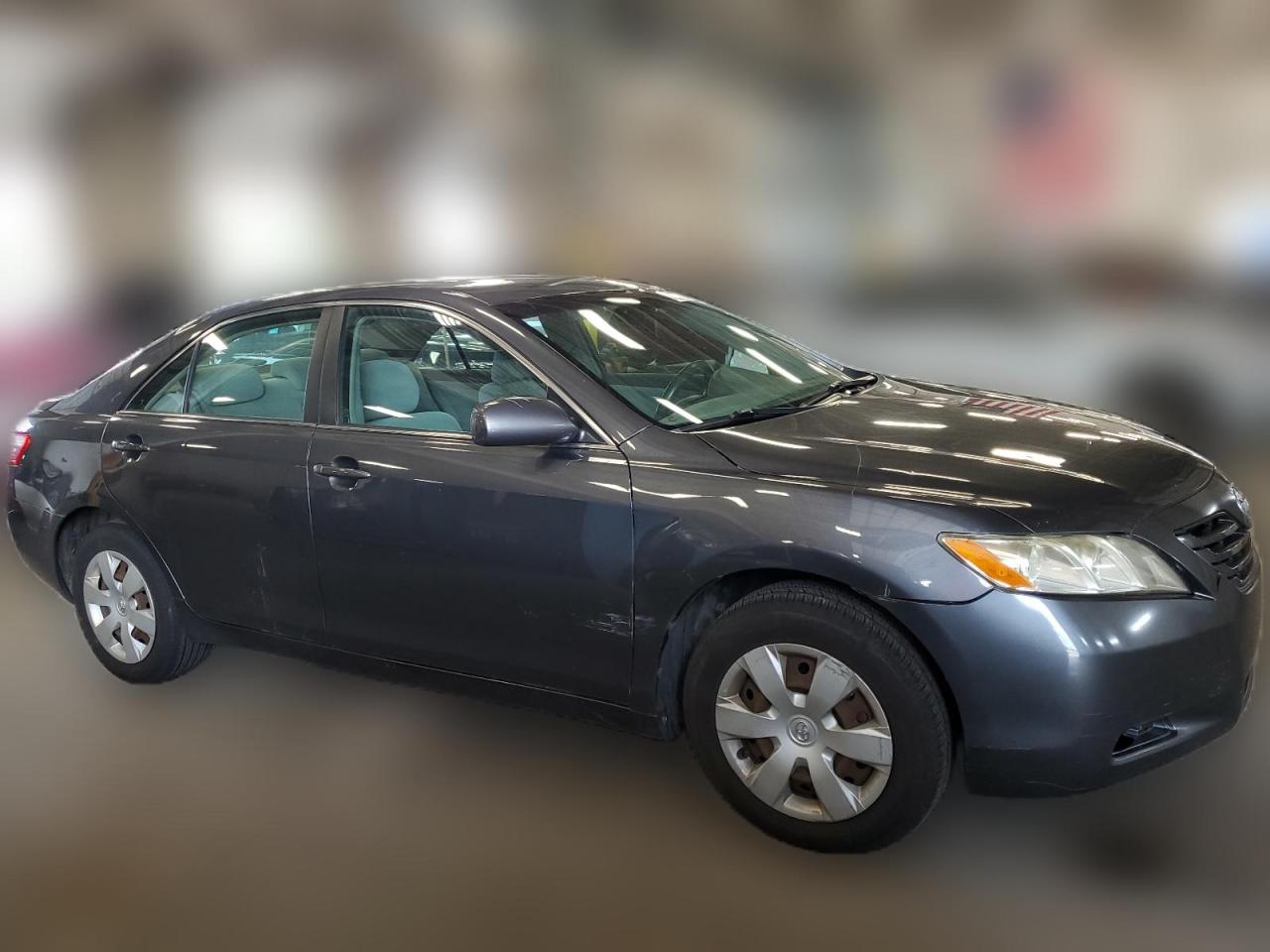 2009 Toyota Camry - Image 4