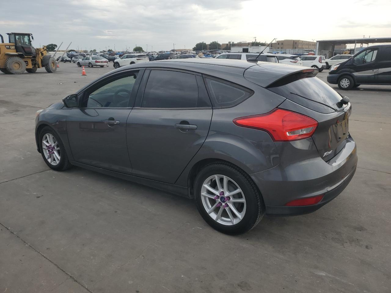 2015 Ford Focus Se VIN: 1FADP3K28FL204393 Lot: 63480404