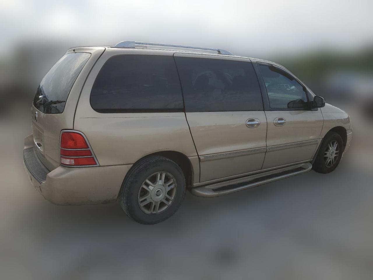 2007 Mercury Monterey Luxury VIN: 2MRDA22217BJ01983 Lot: 63430014