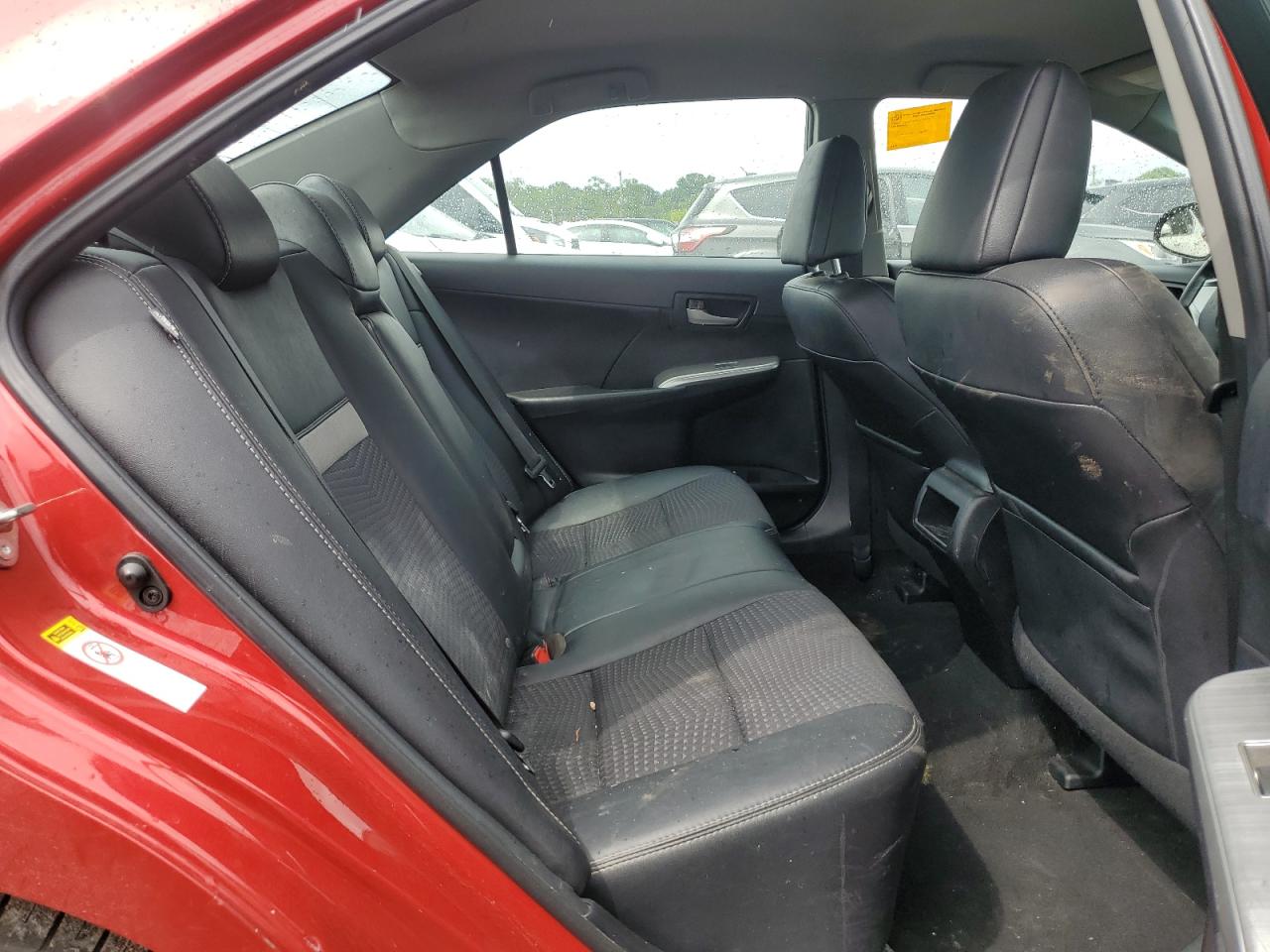 2014 Toyota Camry - Image 10