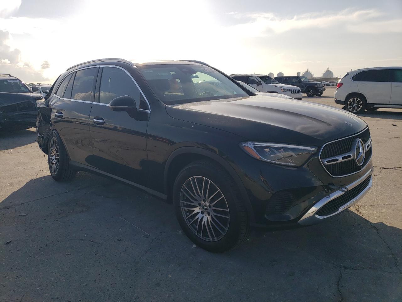 W1NKM4HB5PF056476 2023 Mercedes-Benz Glc 300 4Matic