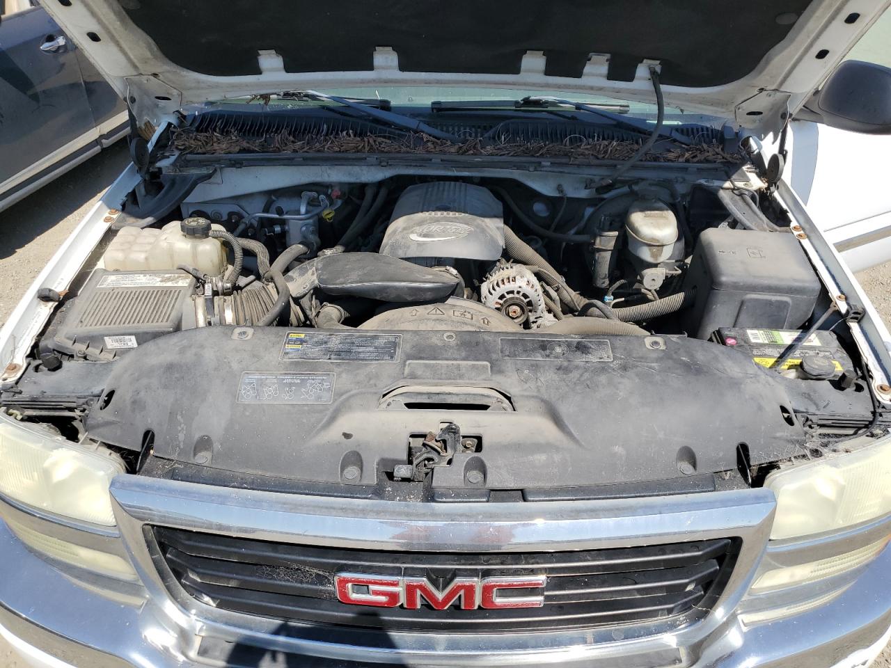 2004 GMC New Sierra C1500 VIN: 2GTEC19V741345652 Lot: 64324784