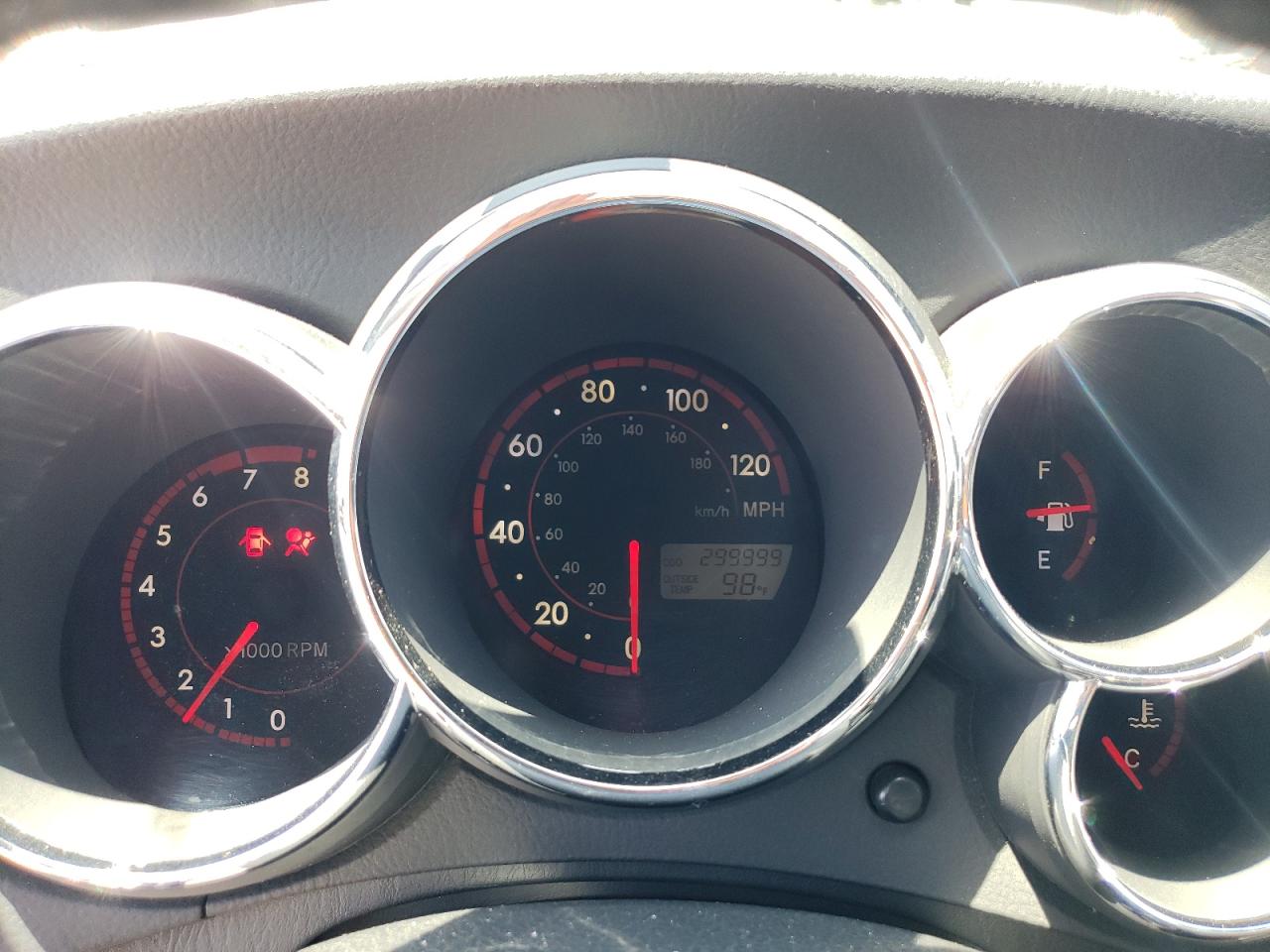 2005 Toyota Corolla Matrix Xr VIN: 2T1KR32E45C551313 Lot: 64942814