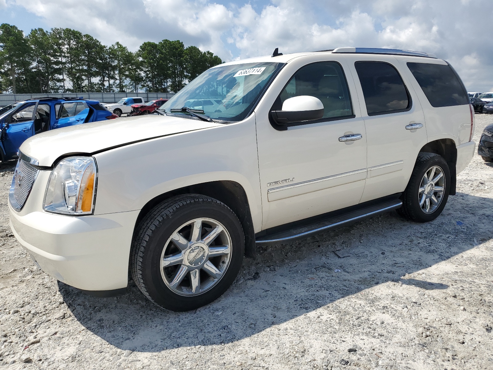 2013 GMC Yukon Denali vin: 1GKS2EEF8DR206590