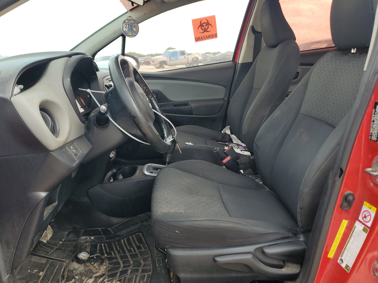 VNKKTUD38GA061684 2016 Toyota Yaris L