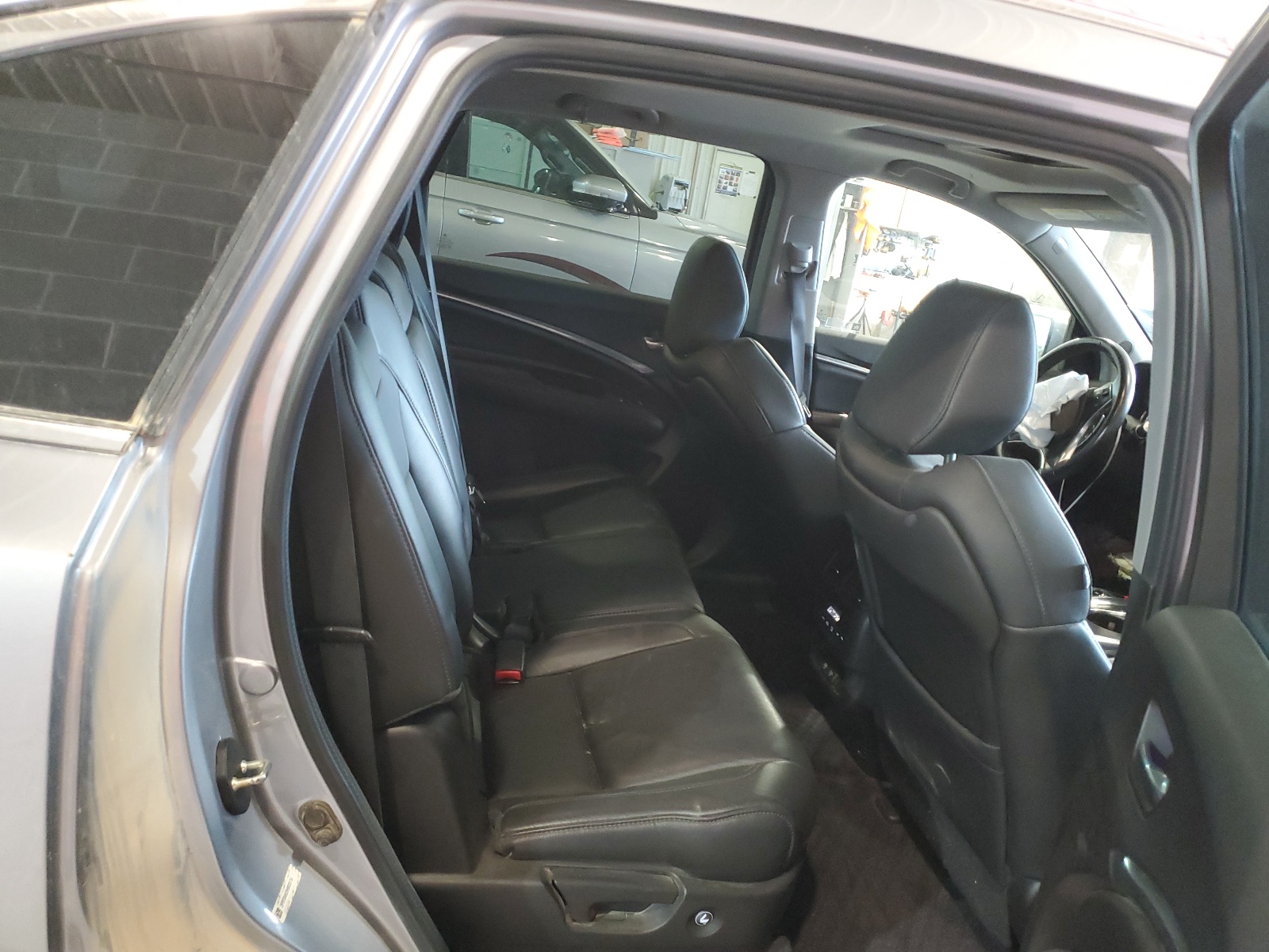 5FRYD4H39HB008784 2017 Acura Mdx