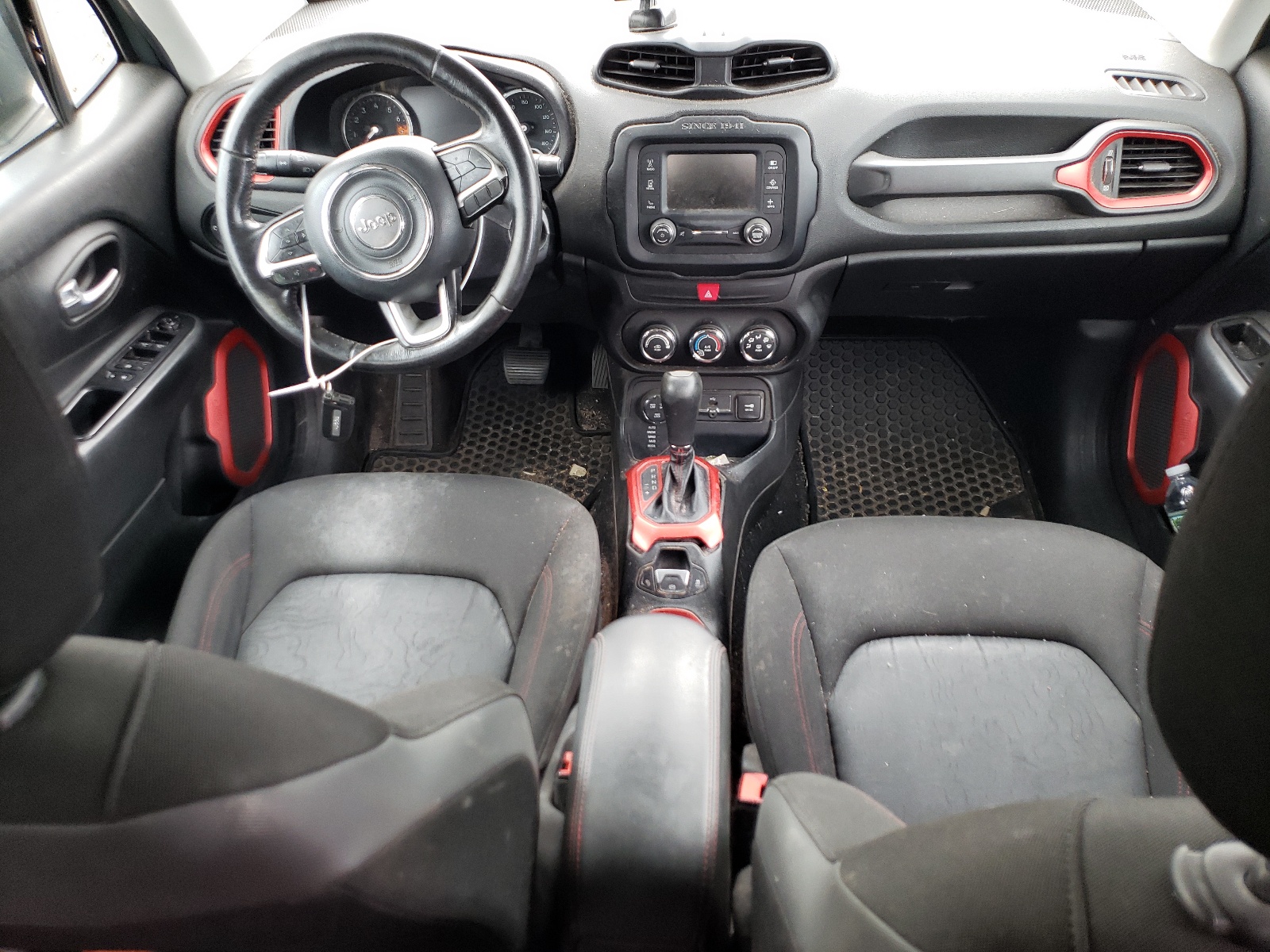 ZACCJBCT2GPC68158 2016 Jeep Renegade Trailhawk