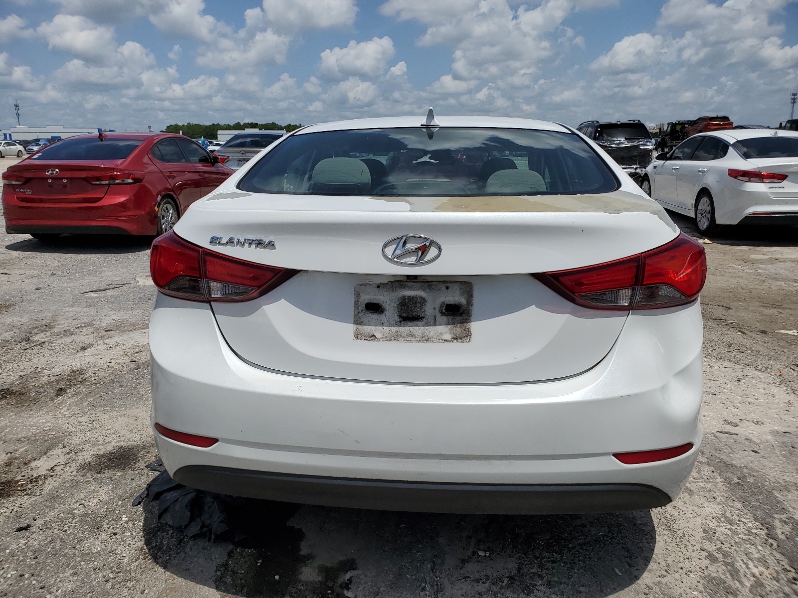 5NPDH4AE4FH554598 2015 Hyundai Elantra Se