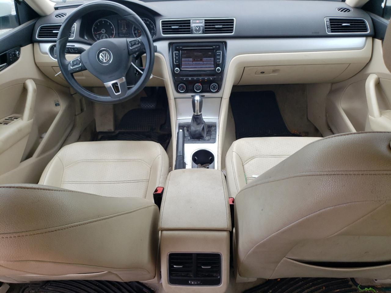 2013 Volkswagen Passat Se VIN: 1VWBH7A35DC136323 Lot: 60830604