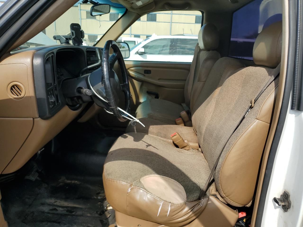 2000 Chevrolet Silverado - Image 7