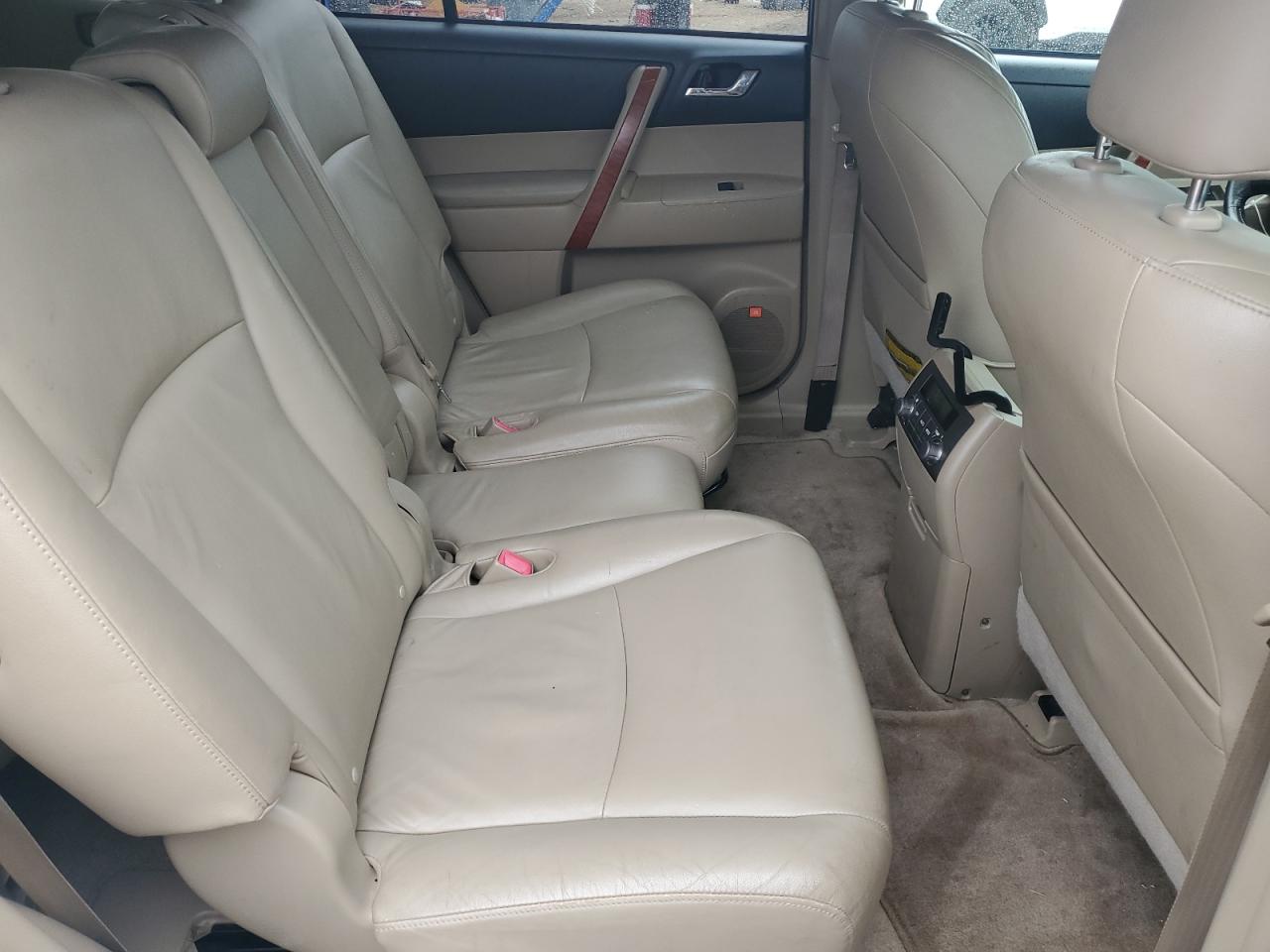 2009 Toyota Highlander Limited VIN: JTEDS42AX92093275 Lot: 64615574