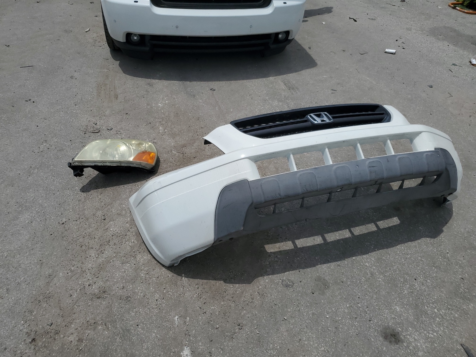 2HKYF18494H505705 2004 Honda Pilot Ex