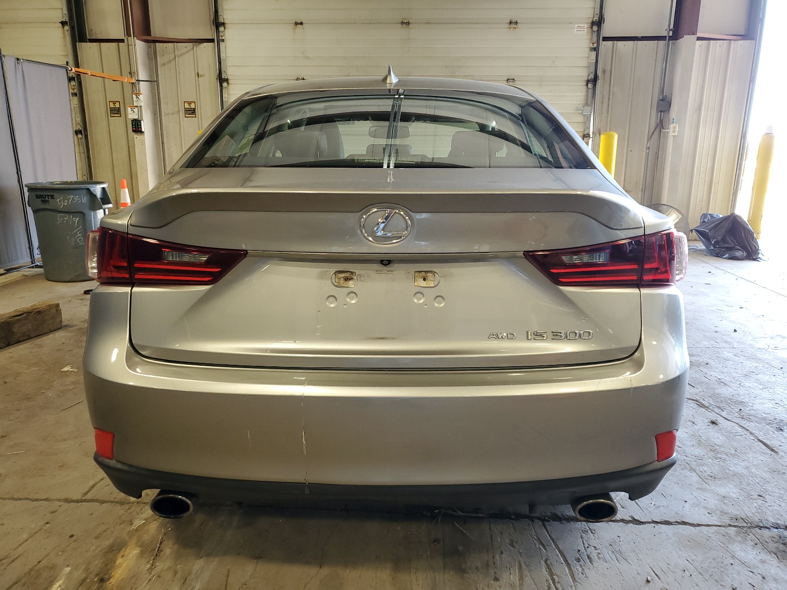 2016 Lexus Is 300 vin: JTHCM1D26G5013978