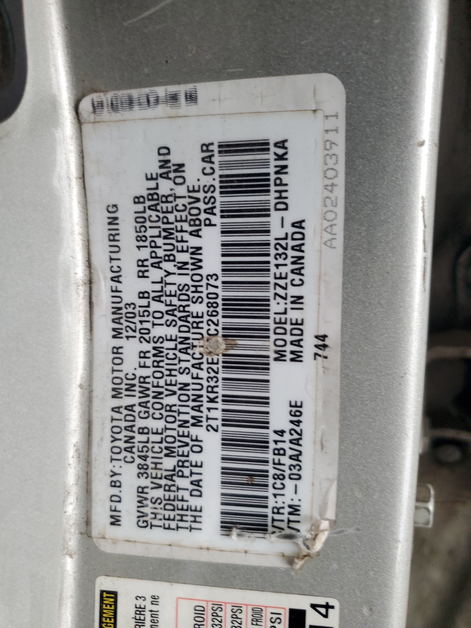 2T1KR32EX4C268073 2004 Toyota Corolla Matrix Xr