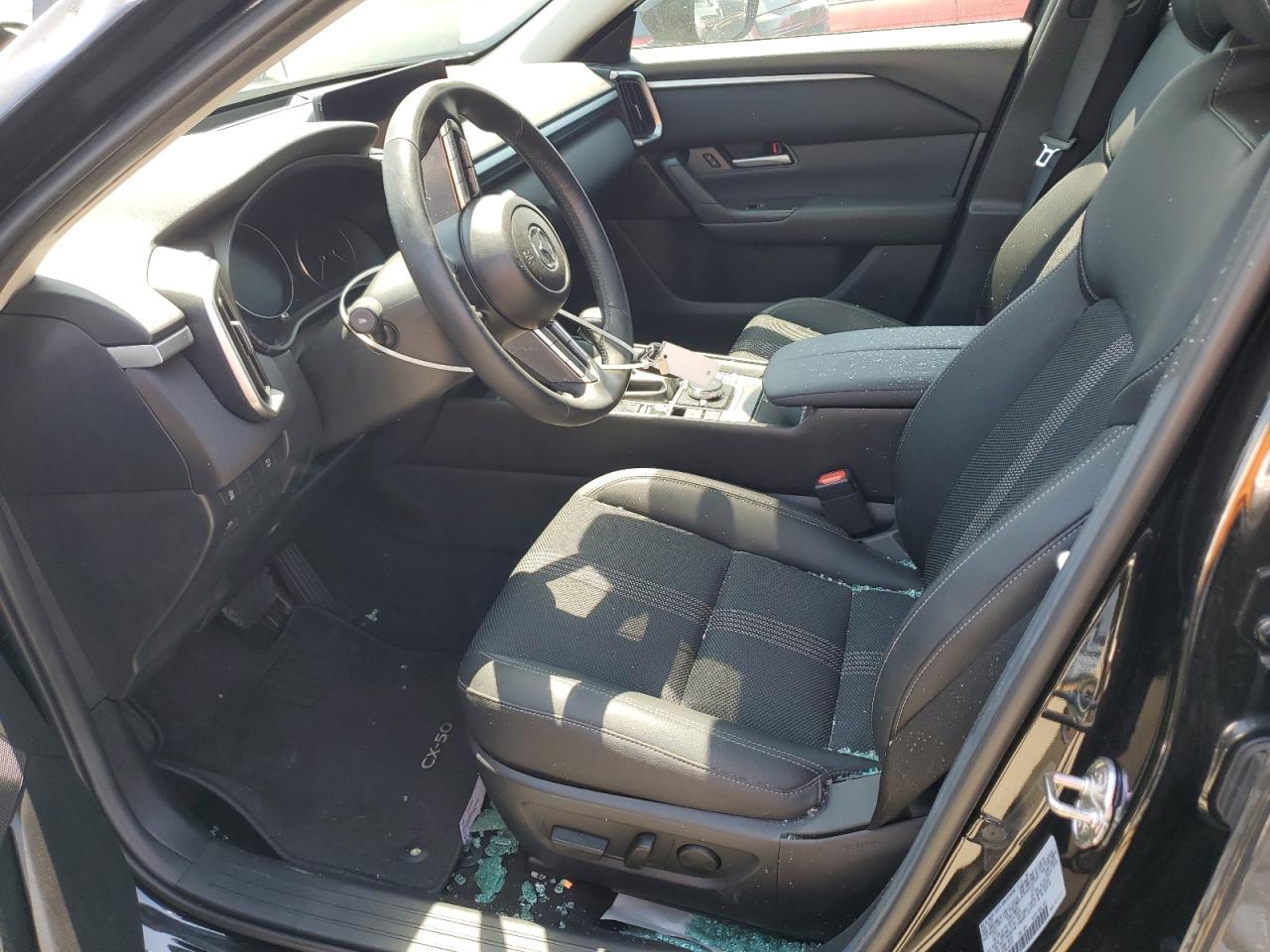2023 Mazda CX-50 - Image 7