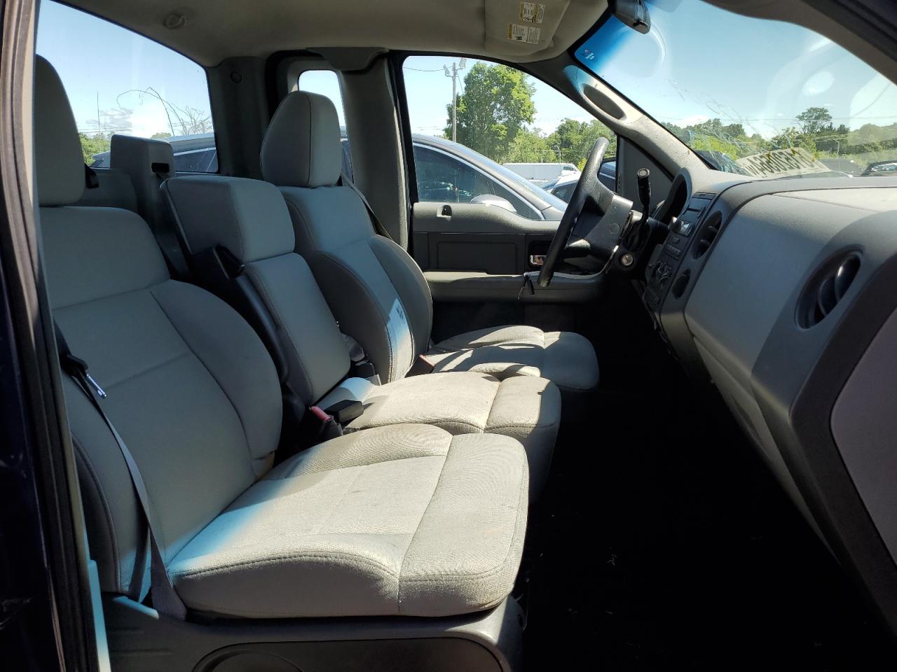 2007 Ford F150 VIN: 1FTRF02207KC43388 Lot: 61520564