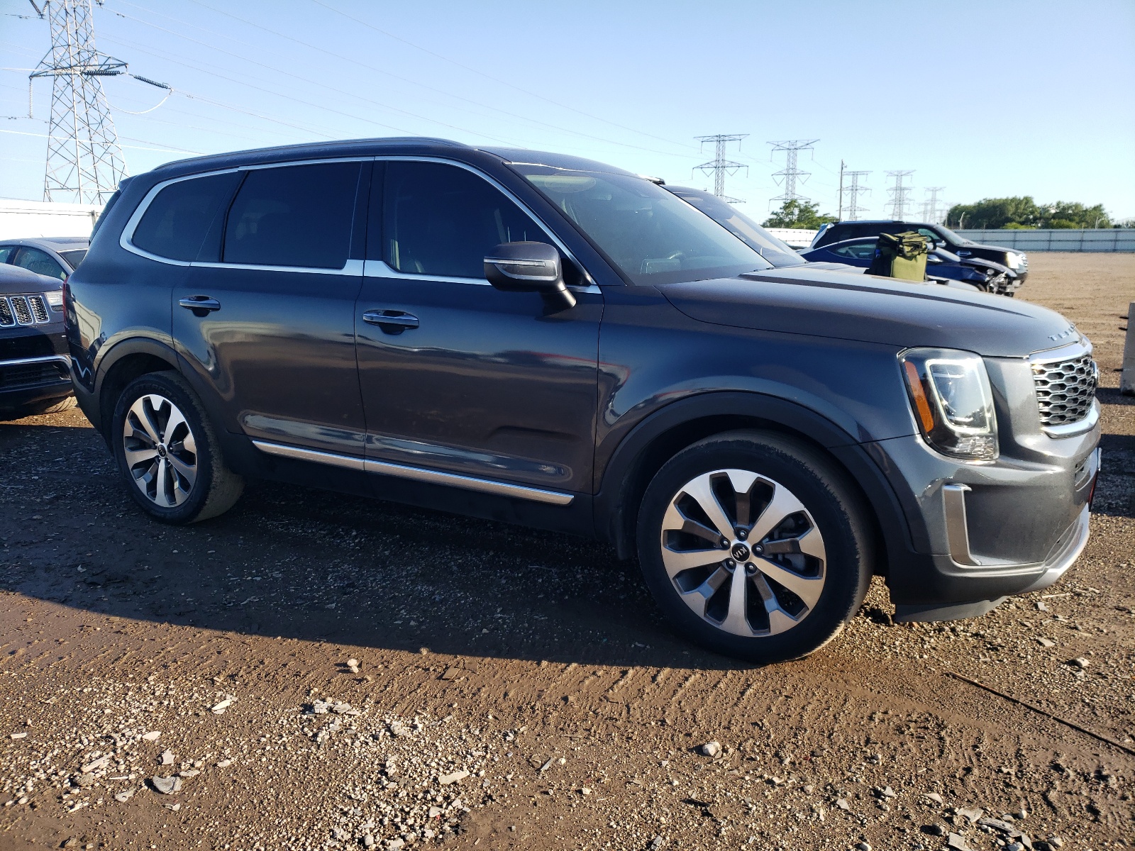 2020 Kia Telluride S vin: 5XYP6DHC8LG023852