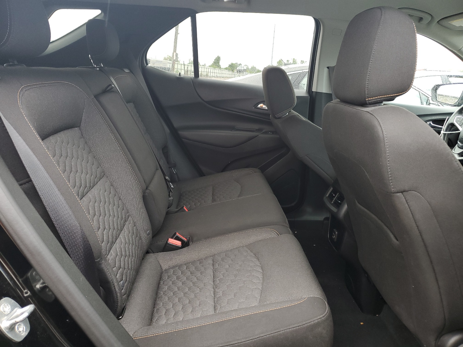 2GNAXLEX8K6209463 2019 Chevrolet Equinox Lt