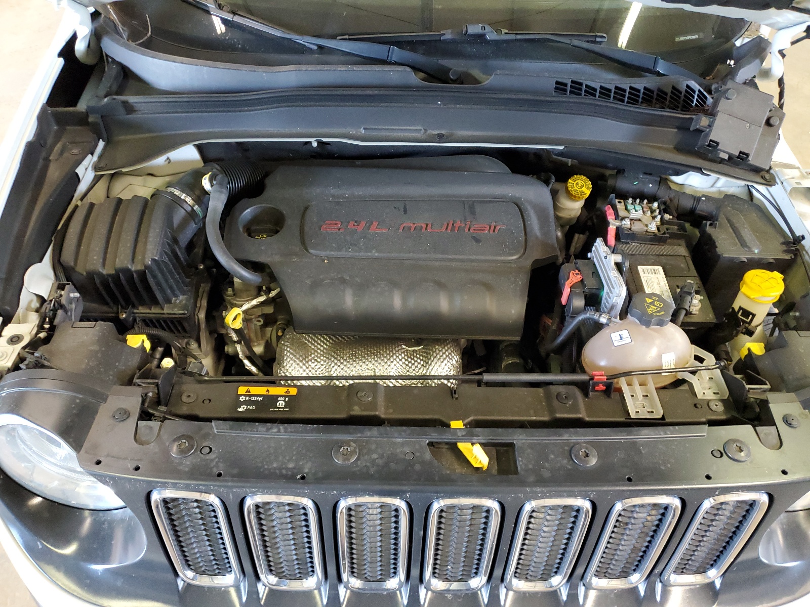 ZACCJBBT5GPE28079 2016 Jeep Renegade Latitude