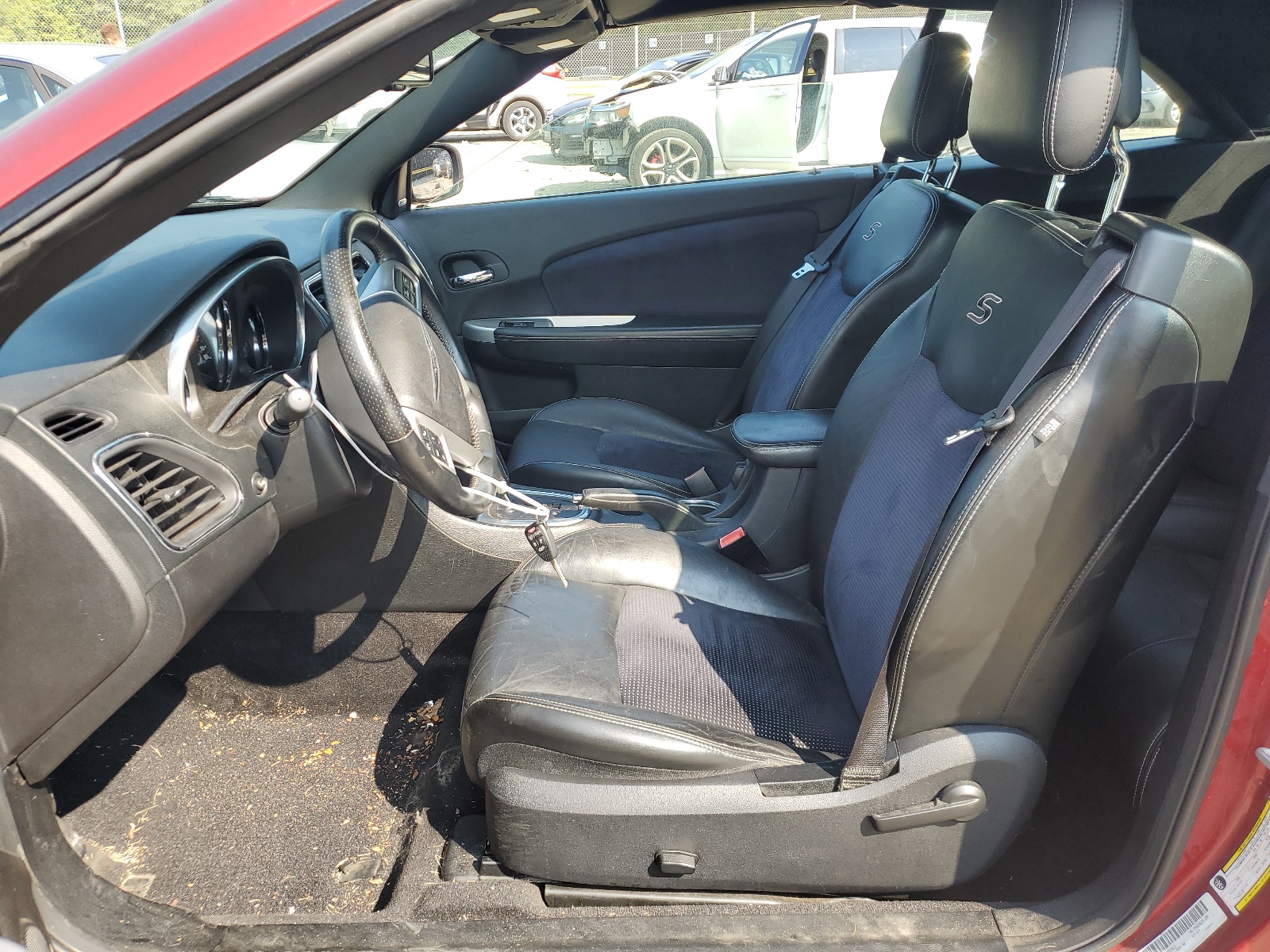 1C3BCBGG1DN554613 2013 Chrysler 200 S