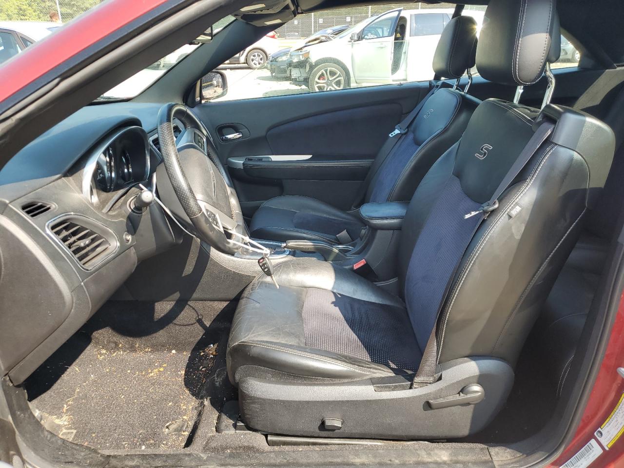 2013 Chrysler 200 S VIN: 1C3BCBGG1DN554613 Lot: 63669414